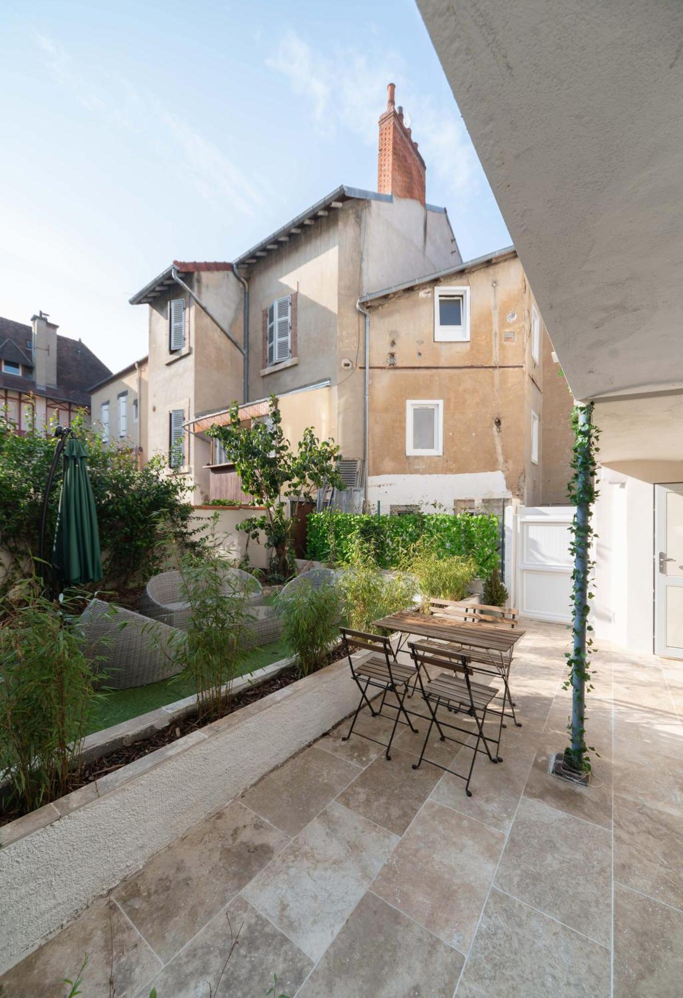 Residence Jaures - Appartements Design Et Climatises En Centre Ville Vichy Exterior foto