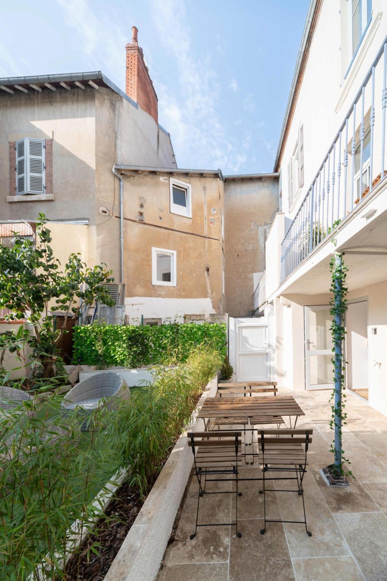 Residence Jaures - Appartements Design Et Climatises En Centre Ville Vichy Exterior foto