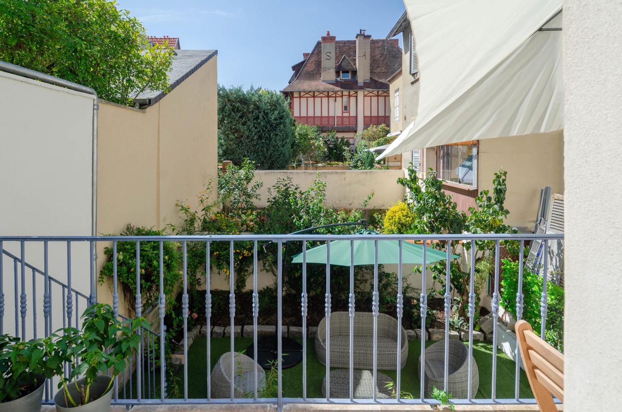 Residence Jaures - Appartements Design Et Climatises En Centre Ville Vichy Exterior foto